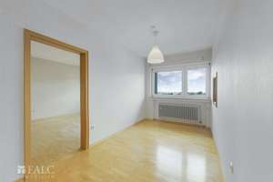 Wohnen mit grünem Weitblick: Ihr neues Zuhause über den Dächern von Remscheid! – Die vollständige Adresse der Immobilie erhältst du vom Anbieter., 42857 Kremenholl, Remscheid – Vorschaubild 6