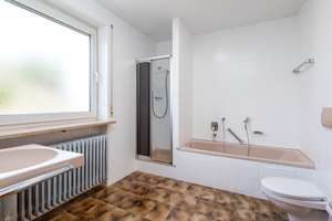 Attraktives Reiheneckhaus mit Galerie, Garten & Teich – Blumenviertel 81377 – Die vollständige Adresse der Immobilie erhältst du vom Anbieter., 81377 Großhadern, München – Vorschaubild 8
