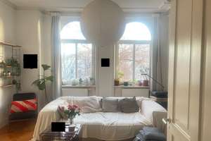 Wunderschöne 4,5-Zimmer-Altbau-Wohnung mit Garten und Stellplatz mitten in Reutlingen – Steinenbergstrasse 2, 72764 Reutlingen-Mitte, Reutlingen – Vorschaubild 1