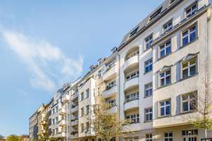Morning Sun - Ruhige Wohnung mit klassischen Elementen und sonnigem Ost-Balkon nahe Lietzensee – Die vollständige Adresse der Immobilie erhältst du vom Anbieter., 14057 Charlottenburg, Berlin – Vorschaubild 2