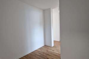 Moderne 3-Zimmer-Wohnung im großzügigen Stil – Die vollständige Adresse der Immobilie erhältst du vom Anbieter., 49090 Eversburg, Osnabrück – Vorschaubild 2
