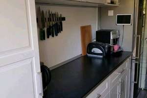 Attraktive 4-Zimmer-Wohnung mit Balkon und Stellplätzen in Stuttgart-Kaltental – Die vollständige Adresse der Immobilie erhältst du vom Anbieter., 70569 Kaltental, Stuttgart – Vorschaubild 4