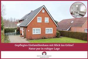 Gepflegtes Einfamilienhaus mit Blick ins Grüne – Natur pur in ruhiger Lage