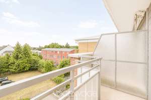 Wohnen über den Dächern von Bremen-Blumenthal – mit viel Platz, Weserblick und Raum für neue Ideen – Die vollständige Adresse der Immobilie erhältst du vom Anbieter., 28779 Blumenthal (Ortsteil), Bremen – Vorschaubild 13
