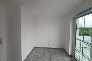 Modernisierte 3-Zimmer-Wohnung in Wiesbaden-Biebrich – Erich-Ollenhauer-Straße 211, 65199 Biebrich, Wiesbaden – Vorschaubild 5