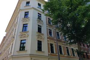 3 Zimmer - Neu Renoviert - Einbauküche