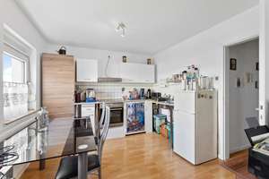 Charmantes Mehrfamilienhaus mit drei Wohneinheiten in Kassel – Die vollständige Adresse der Immobilie erhältst du vom Anbieter., 34127 Philippinenhof, Kassel – Vorschaubild 9
