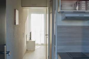 Zentrumsnahe, komplett möblierte 1-Zimmer-Wohnung mit TG-Stellplatz und Internet – Regensburger Straße 41, 85055 Nordost, Ingolstadt – Vorschaubild 7
