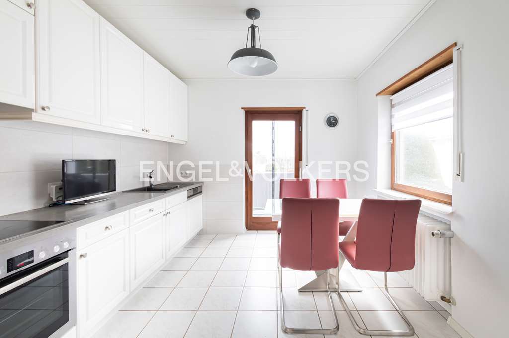 Immobilie in Wachenheim an der Weinstraße - Familienhaus in ruhiger Lage mit Südgarten und mit schönem Blick! - Bild 3