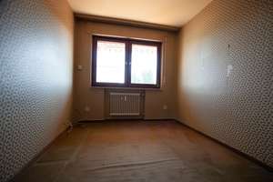 Großes und gepflegtes Haus mit drei Wohneinheiten - ideal für Familie, Generationen oder Vermietung – Die vollständige Adresse der Immobilie erhältst du vom Anbieter., 71334 Waiblingen – Vorschaubild 32