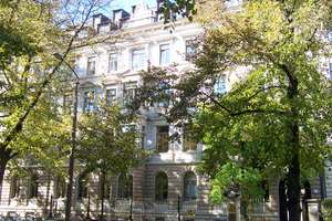 Ferdinand-Lassalle-Str./ Direkt am Clarapark: Tolle Maisonette in absoluter Toplage