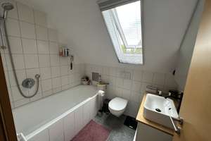 Lichtdurchflutete Wohnung offen gestaltet mit Ausblick  und Vollausgestatteter Küche und Einbaumöbel – Die vollständige Adresse der Immobilie erhältst du vom Anbieter., 71229 Leonberg – Vorschaubild 9