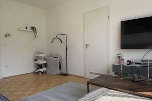 Helle 2-Zimmer-Wohnung | Einbauküche | Solingen-Mitte – Die vollständige Adresse der Immobilie erhältst du vom Anbieter., 42651 Solingen-Mitte, Solingen – Vorschaubild 2