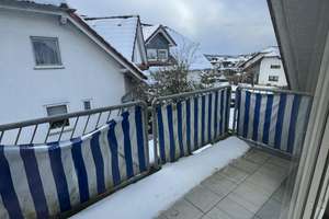 Ansprechende 3-Zimmer Dachgeschosswohnung mit Balkon in Düdelsheim – Die vollständige Adresse der Immobilie erhältst du vom Anbieter., 63654 Büdingen – Vorschaubild 5