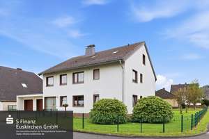 Freistehendes Zweifamilienhaus mit Doppelgarage und großem Grundstück in Schleiden-Olef – Die vollständige Adresse der Immobilie erhältst du vom Anbieter., 53937 Schleiden – Vorschaubild 1