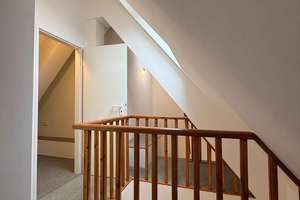 Großzügige, bezugsfreie 3-Zimmer-Maisonette-Dachgeschosswohnung mit Flair im charmanten Altbau! – Kurfürstenstraße 55, 12105 Mariendorf, Berlin – Vorschaubild 18