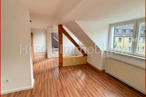 *huesch-immobilien*
Renovierte 2-Zimmer-Dachgeschosswohnung mit Balkon + Spitzboden in Essen-Zentru – Die vollständige Adresse der Immobilie erhältst du vom Anbieter., 45143 Altendorf, Essen – Vorschaubild 4