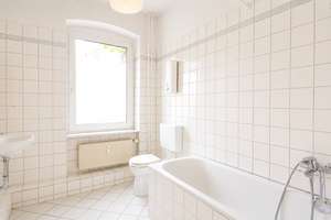 Charmante 2,5-Zimmer-Altbauwohnung mit Wohnküche am Maybachufer – Die vollständige Adresse der Immobilie erhältst du vom Anbieter., 12047 Neukölln (Ortsteil), Berlin – Vorschaubild 9