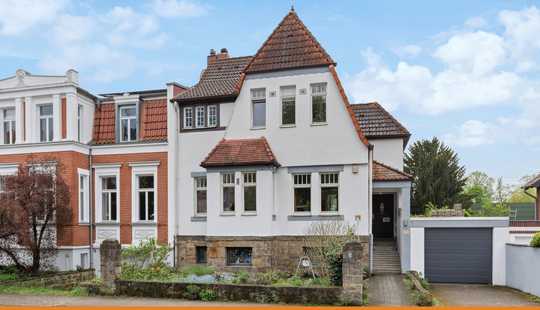 Bild von Charmante Jugendstil-Villa mit Naturpool