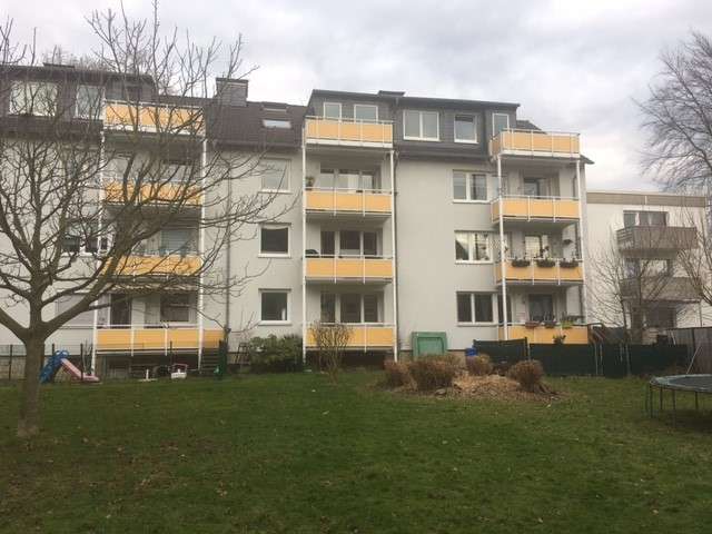 "EG-Wohnung inclusive Stellplatz und Balkon mit angrenzenden Gartenfläche zu verkaufen!", Bochum – Bild 3