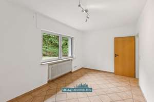 Großzügiges Einfamilienhaus mit Charme, viel Raum und idyllischem Grundstück in Homberg (Ohm) – Zum Hohen Berg 16, 35315 Homberg (Ohm) – Vorschaubild 13