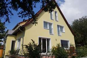 Toplage: Schöne helle 6-Zimmer-Maisonettewohnung mit Balkon und Garten in BS-Melverode