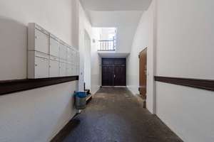 Attraktive Anlagechance ca. 7,69 % AfA! Charmante Altbauwohnung mit Blick auf den Görlitzer Park – 10997 Kreuzberg, Berlin – Vorschaubild 4