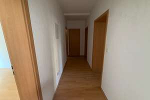  Attraktive 3-Raum-Wohnung mit Balkon im Hochparterre
 – 39108 Stadtfeld Ost, Magdeburg – Vorschaubild 9