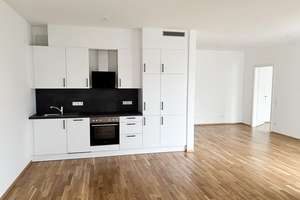Sonniges Wohnen mit attraktiver Ausstattung! - 2-Zimmer-Wohnung mit EBK – Ludwigsburger Str. 109, 70435 Zuffenhausen-Hohenstein, Stuttgart – Vorschaubild 1