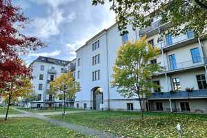 Tolle frisch renovierte Maisonettewohnung! Parkett! Terrasse! Wannenbad!! – Dresden – Vorschaubild 6