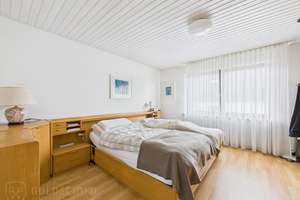 Charmantes Einfamilienhaus mit großem Grundstück in zentraler Ortslage – Die vollständige Adresse der Immobilie erhältst du vom Anbieter., 72766 Sondelfingen, Reutlingen – Vorschaubild 10