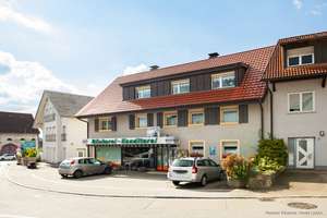 Wohn- und Geschäftshaus mit vielseitigem Nutzungspotenzial in Toplage von Schwörstadt – Die vollständige Adresse der Immobilie erhältst du vom Anbieter., 79739 Schwörstadt – Vorschaubild 1