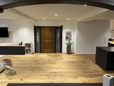 Wunderschöne neu renovierte 171m2 Wohnung