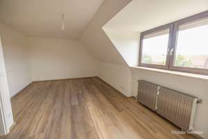 Schöne 4-Zi. Maisonette-Wohnung mit Balkon in Nürnberg-Hummelstein / Wohnung mieten – Die vollständige Adresse der Immobilie erhältst du vom Anbieter., 90459 Hummelstein, Nürnberg – Vorschaubild 8