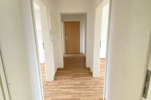 Neu renovierte Wohnung im Erdgeschoss in Grimmen mit PKW Stellplatz vor der Haustüre! – Die vollständige Adresse der Immobilie erhältst du vom Anbieter., 18507 Grimmen – Vorschaubild 7