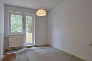 Zwei-Zimmer-Eigentumswohnung mit Potential – Die vollständige Adresse der Immobilie erhältst du vom Anbieter., 28217 Westend, Bremen – Vorschaubild 3