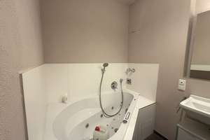 3-Zimmer-Wohnung im 3. Stock mit Balkon in Nürnberg, Pachelbelstraße – Pachelbelstraße 140, 90469 Gartenstadt, Nürnberg – Vorschaubild 3
