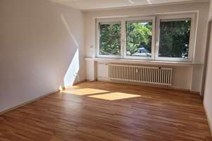 Ruhig im Grünen und doch zentral: 2,5-Zimmer-Wohnung in Bochum – Die vollständige Adresse der Immobilie erhältst du vom Anbieter., 44799 Querenburg, Bochum – Vorschaubild 2