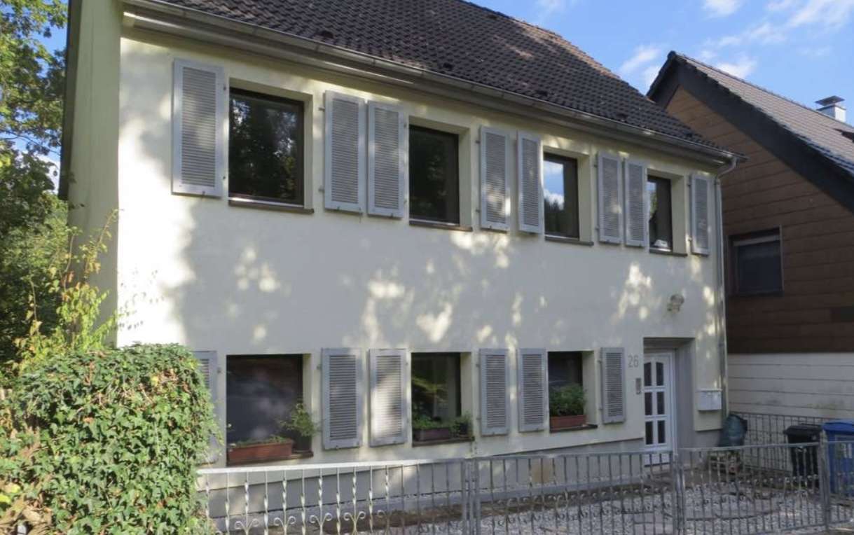 Immobilie in Aglasterhausen - 1–2-Familienhaus in Waldnähe mit Keller, Balkon und Garten in Aglasterhausen-Michelbach - Bild 0