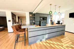Luxuriös: kernsaniertes Einfamilienhaus mit atemberaubendem Ausblick, Indoorpool, Sauna und Garage – Die vollständige Adresse der Immobilie erhältst du vom Anbieter., 42719 Wald, Solingen – Vorschaubild 12