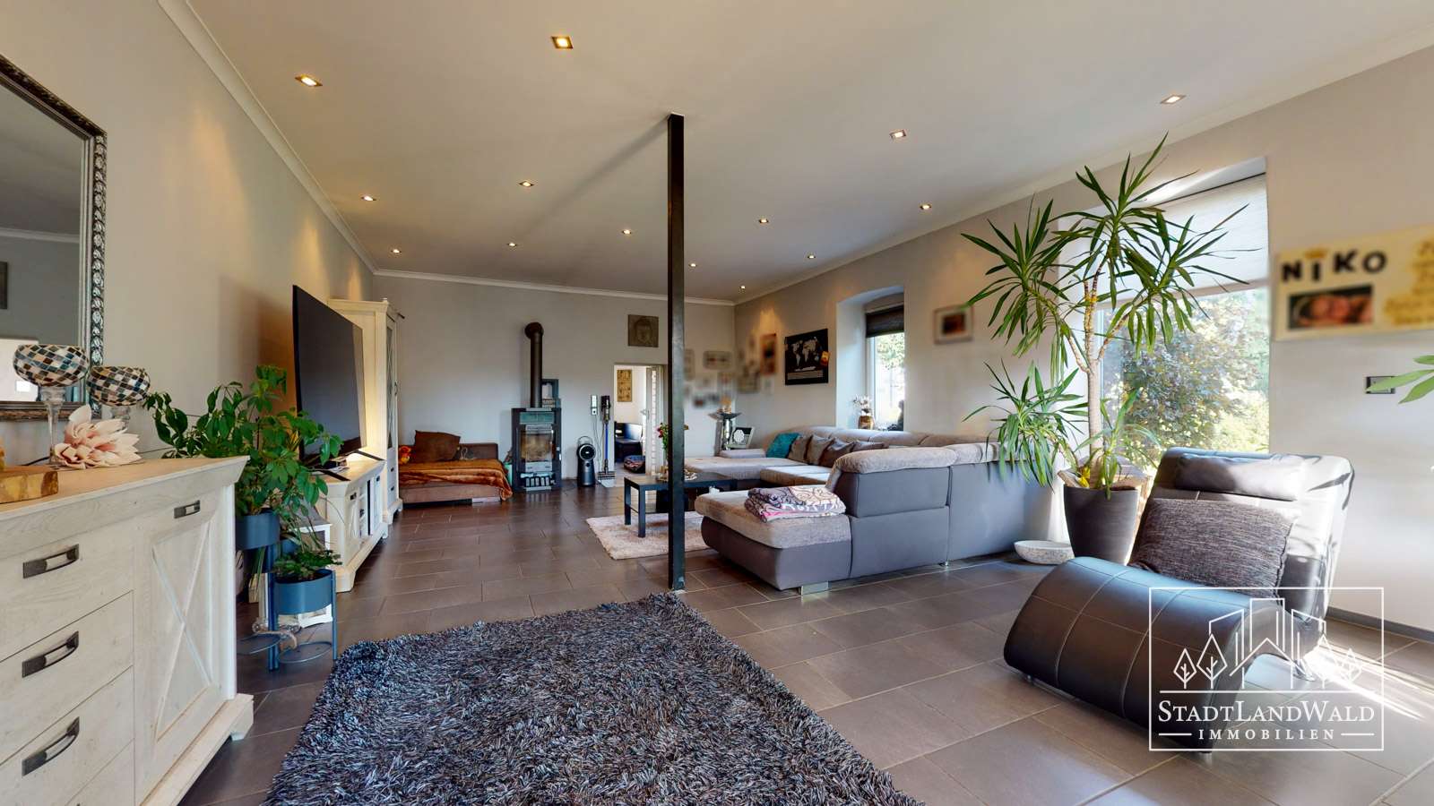 Immobilie in Hilst - Kaufen, Einziehen, Losleben - EFH mit Terrasse, Garten und modernem Innenleben - Bild 4