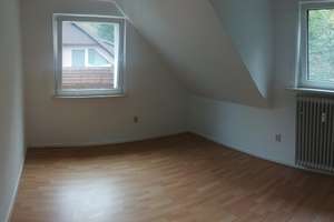Ruhige 4-Zi-Wohnung mit Balkon, Talblick & Garage – Natur, Aussicht, Sackgasse – Die vollständige Adresse der Immobilie erhältst du vom Anbieter., 38685 Langelsheim – Vorschaubild 9