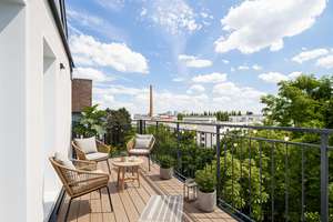 Exklusive 3‑Zi.-DG-Wohnung mit Stellplatz & Balkon in top sanierter Stadtvilla nahe City‑Galerie – Raunerstraße 23, 86153 Am Schäfflerbach, Augsburg – Vorschaubild 7