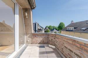 Lichtdurchflutete Maisonettwohnung in begehrter Lage von Düsseldorf-Heerdt! – Die vollständige Adresse der Immobilie erhältst du vom Anbieter., 40549 Heerdt, Düsseldorf – Vorschaubild 7