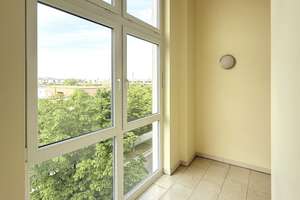 Neuwertig renovierte, schön geschnittene 2-Zimmer-Wohnung (2.OG) mit Blick ins Grüne direkt am Park – Elisabeth-Dane-Straße 4, 81829 Messestadt Riem, München – Vorschaubild 8