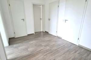 Inrath: Perfekte 4 Zimmer ETW mit großem Sonnenbalkon und grünem Ausblick, Garage möglich – Die vollständige Adresse der Immobilie erhältst du vom Anbieter., 47803 Inrath/Kliedbruch, Krefeld – Vorschaubild 5