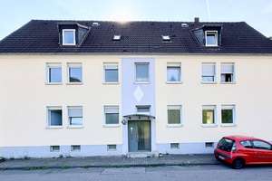 Mehrfamilienhaus mit sechs Wohnungen, großem Grundstück und Entwicklungspotenzial in Nachrodt-Einsal – Eichendorffstraße 9, 58769 Nachrodt-Wiblingwerde – Vorschaubild 2