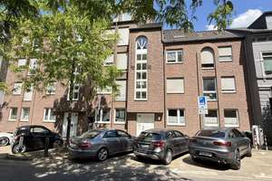 Zentral und ruhig gelegene Wohnung in gepflegter Wohnanlage
