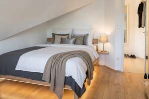 Provisionsfrei: Lichtdurchfluteter DG-Traum mit Süd-Ost-Balkon, EBK & TG-Einzelplatz in Trudering – Die vollständige Adresse der Immobilie erhältst du vom Anbieter., 81827 Waldtrudering, München – Vorschaubild 10
