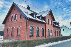 Platz für die ganze Familie – Die vollständige Adresse der Immobilie erhältst du vom Anbieter., 8223 Falkenstein/Vogtland – Vorschaubild 2